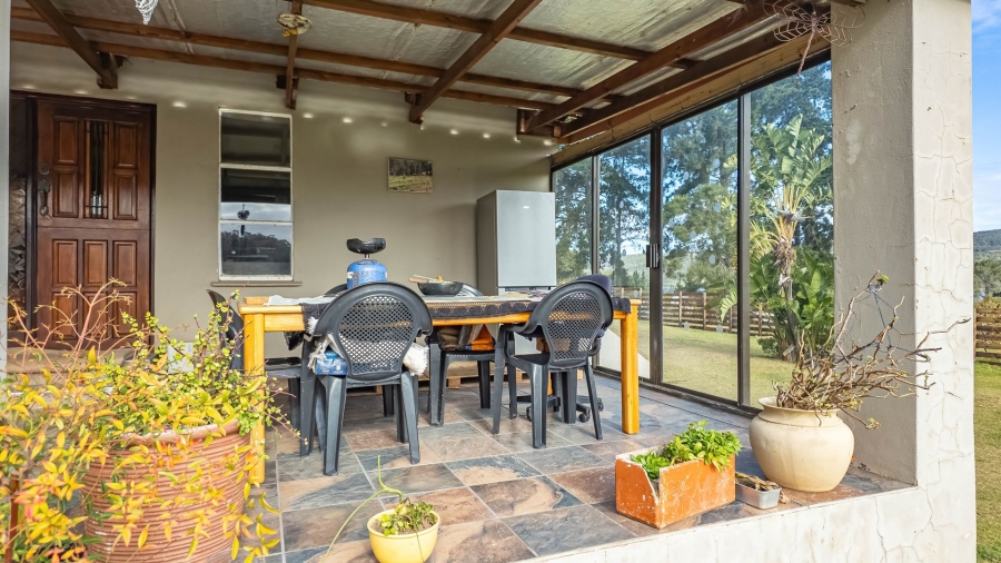 Commercial Property for Sale in Rondevlei Western Cape